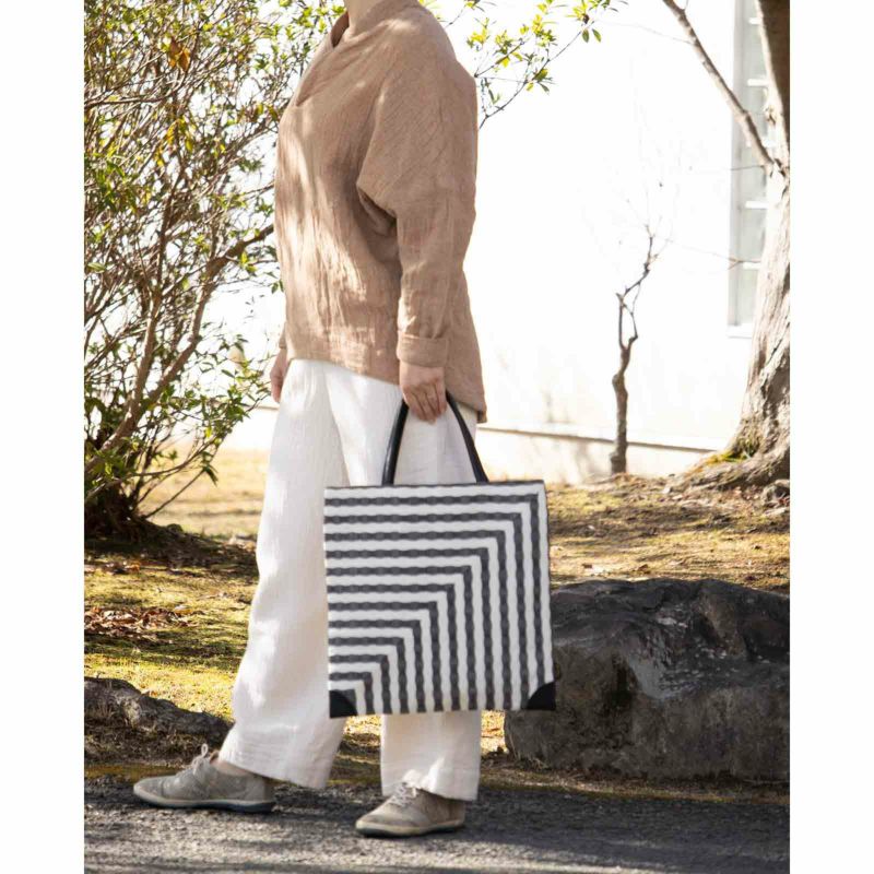 ストライプ柄トートバッグ trim_fce_item6278bf6b64376.jpg